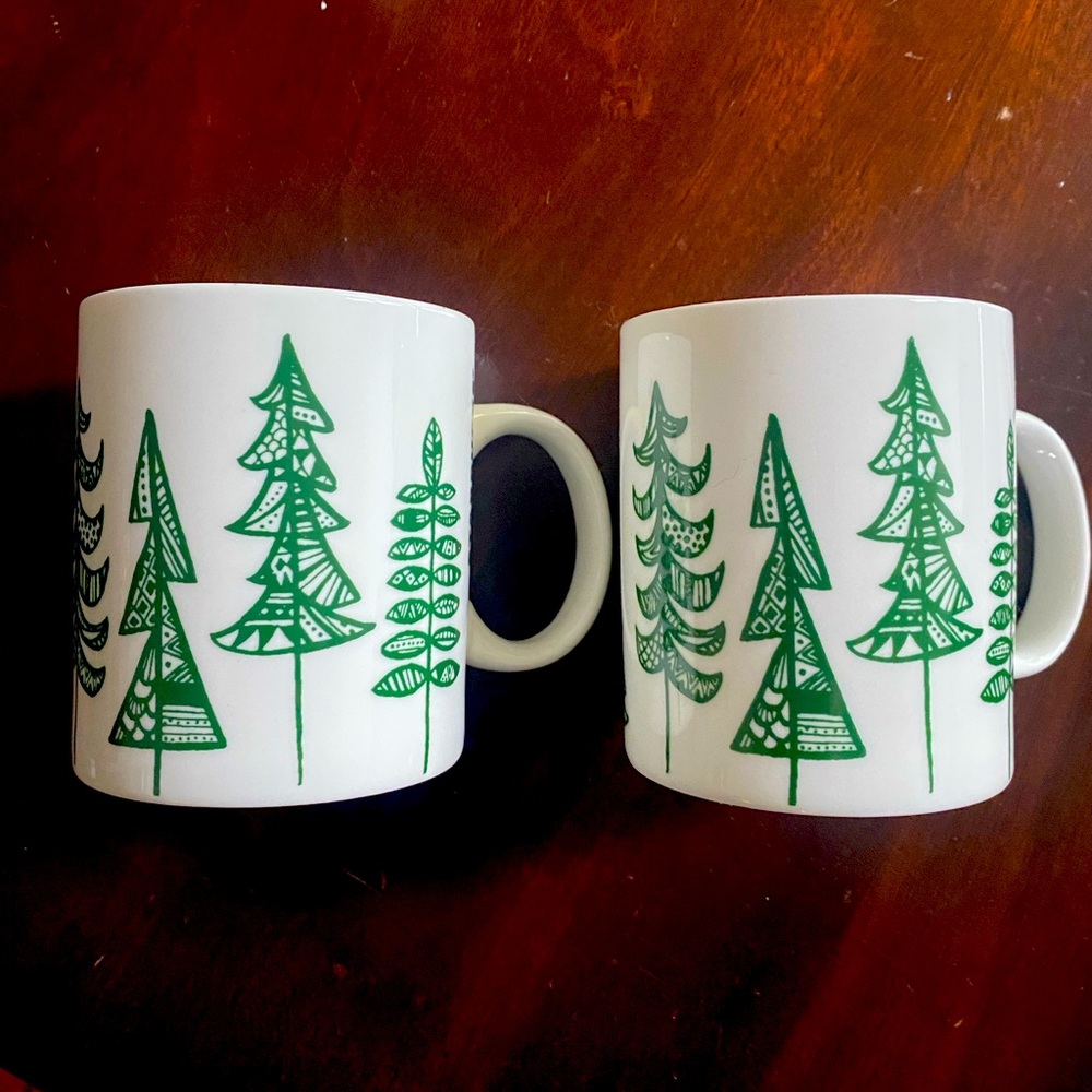 Starbucks tree mugs 2015 no flaws set of 2